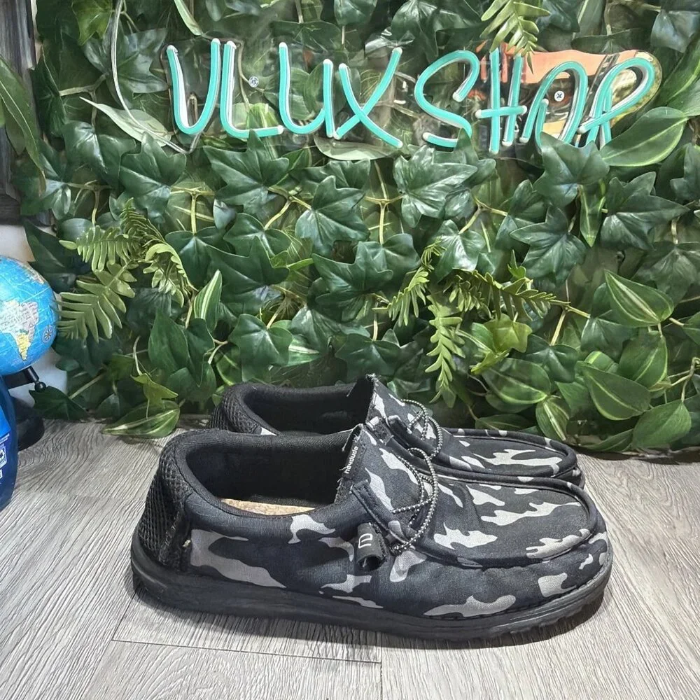 Hey Dude Wally Eco Ascend Men's Slip-Shoe Size 13 Color Ripstop Phantom